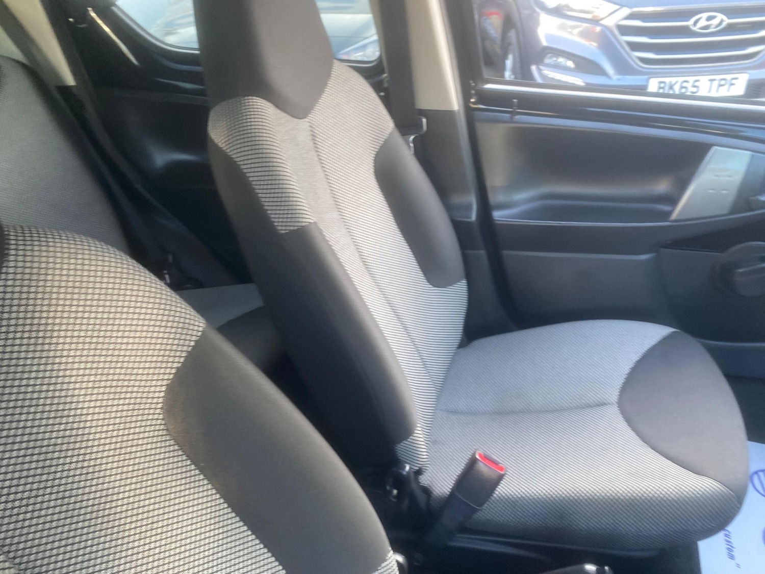 Used Toyota AYGO 2013 for sale - 76997710: Photo 60