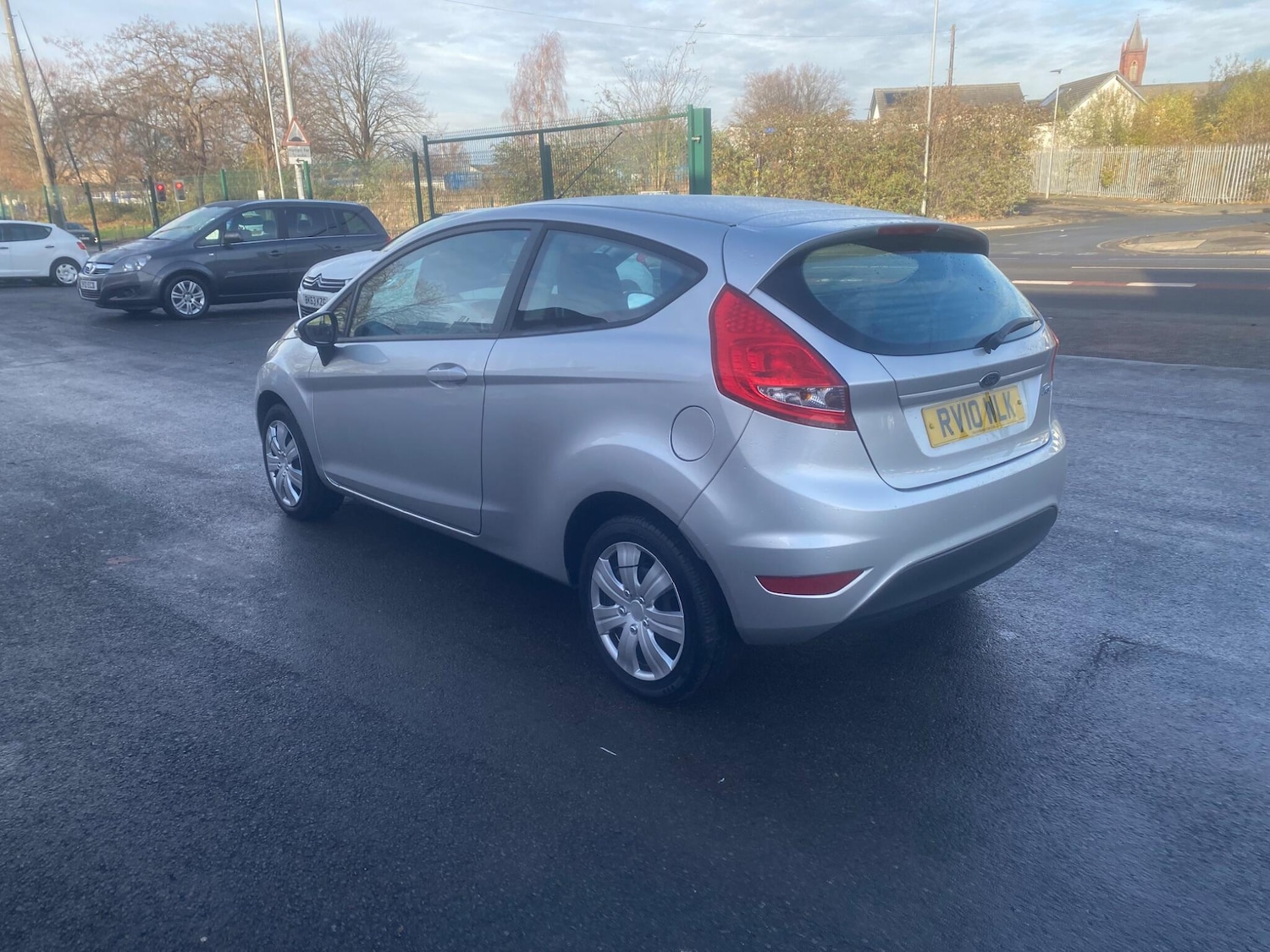 Used Ford Fiesta 2010 for sale - 76688920: Photo 18