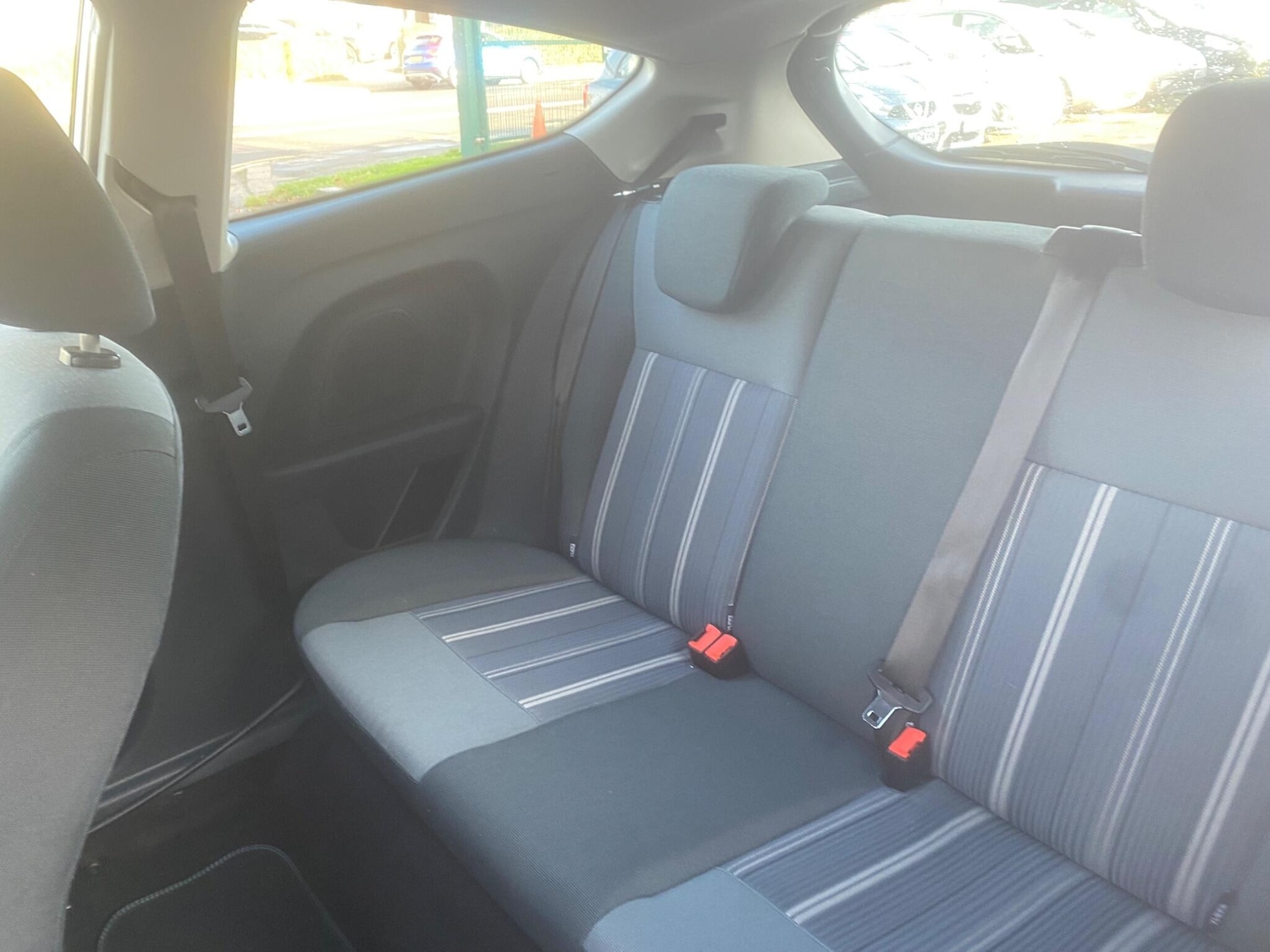 Used Ford Fiesta 2010 for sale - 76688920: Photo 29