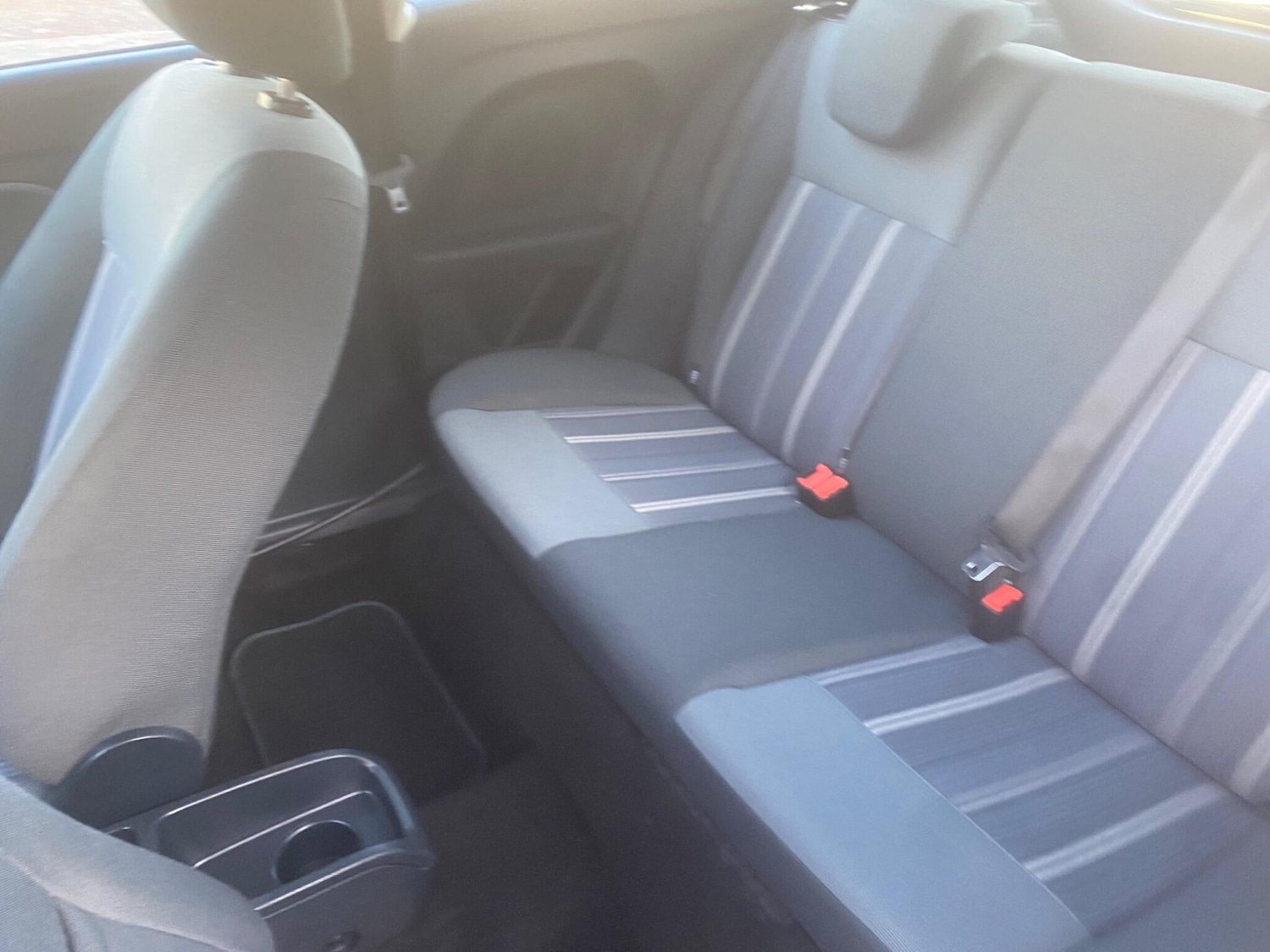 Used Ford Fiesta 2010 for sale - 76688920: Photo 34