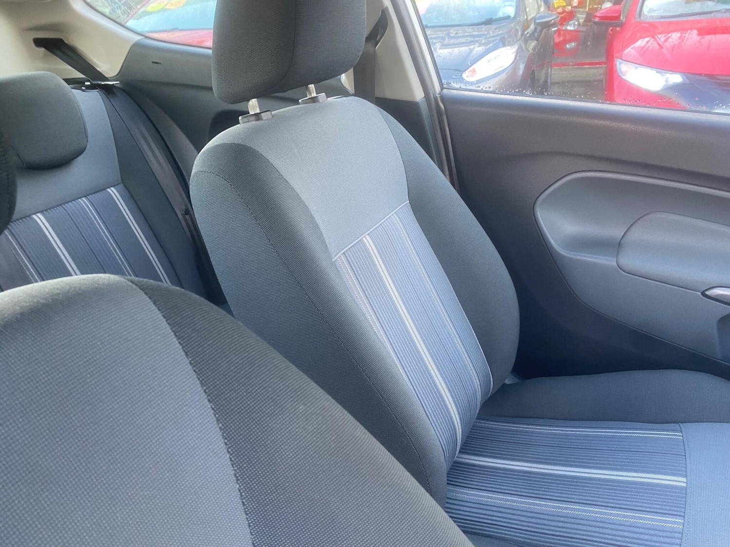 Used Ford Fiesta 2010 for sale - 76688920: Photo 52