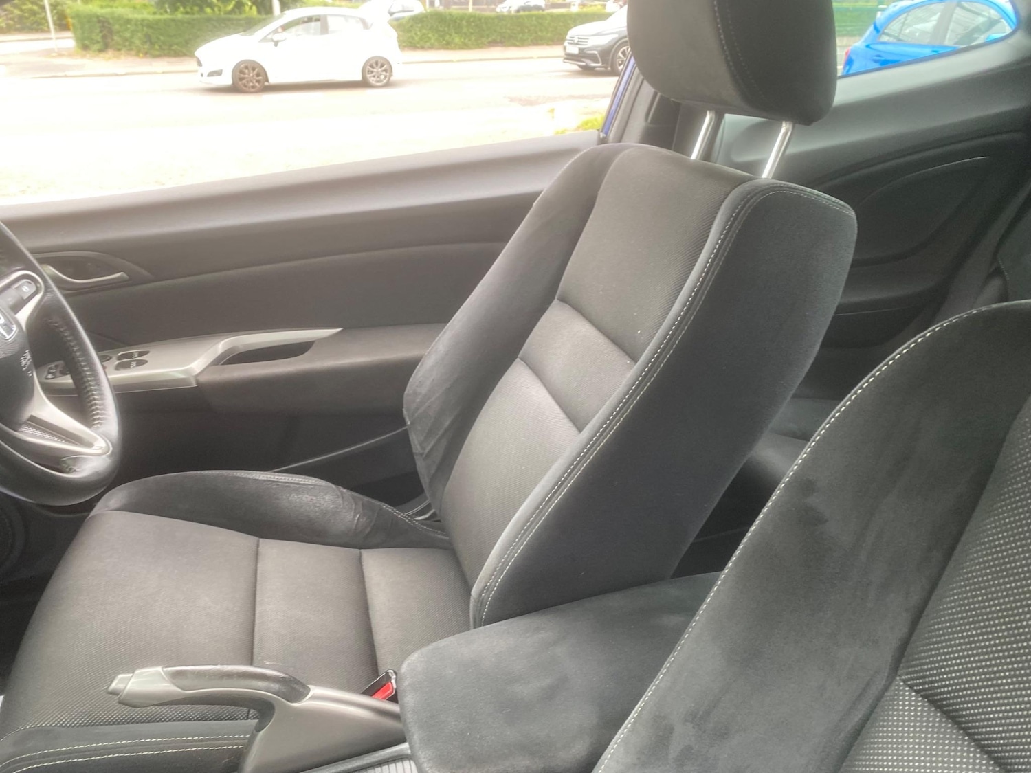 Used Honda Civic 2011 for sale - 76987959: Photo 16