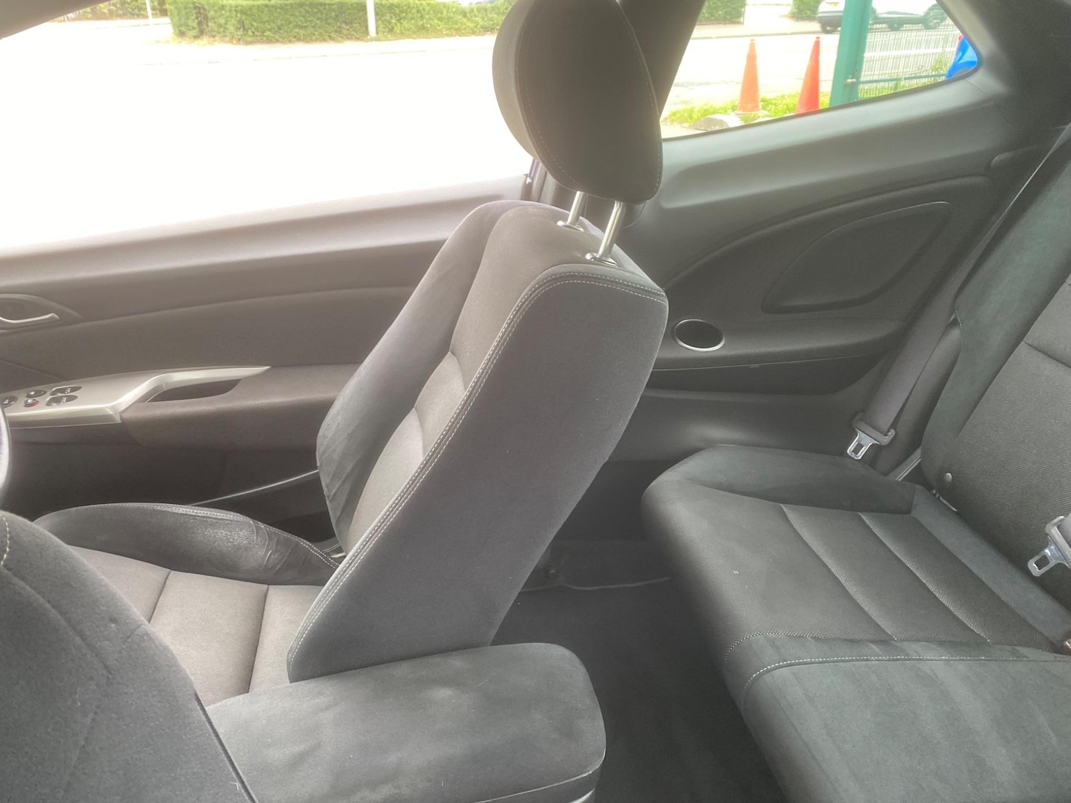 Used Honda Civic 2011 for sale - 76987959: Photo 30