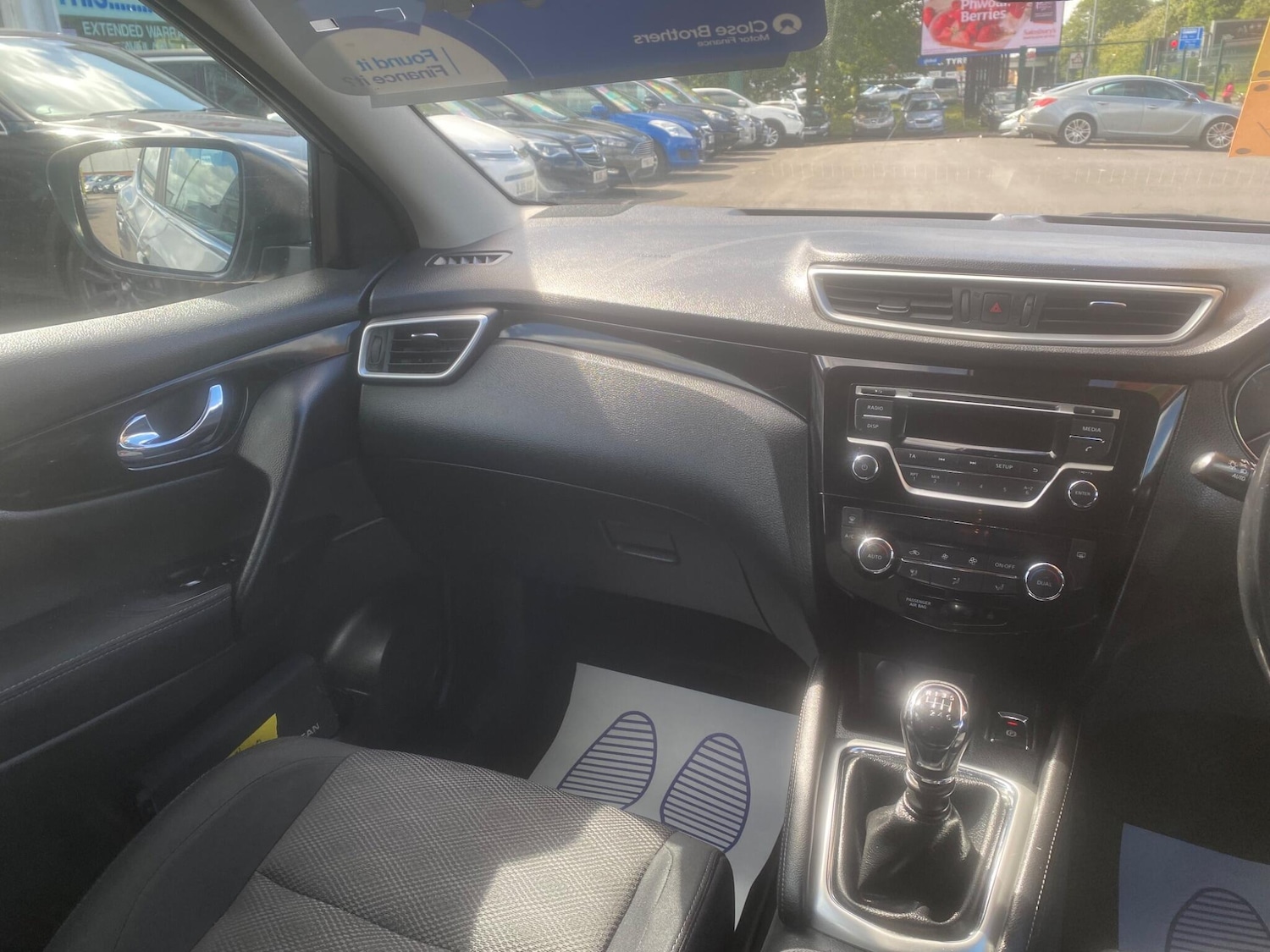 Used Nissan Qashqai 2015 for sale - 76549375: Photo 45