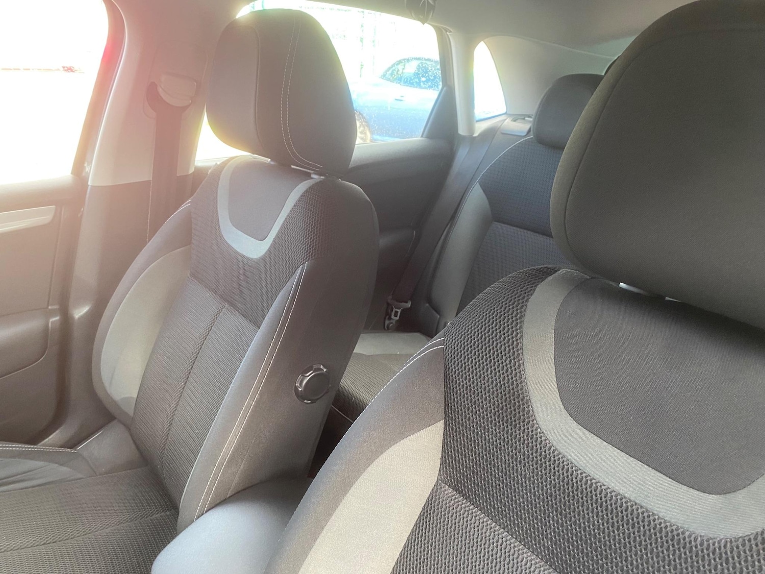 Used Citroen C4 2015 for sale - 76991106: Photo 12