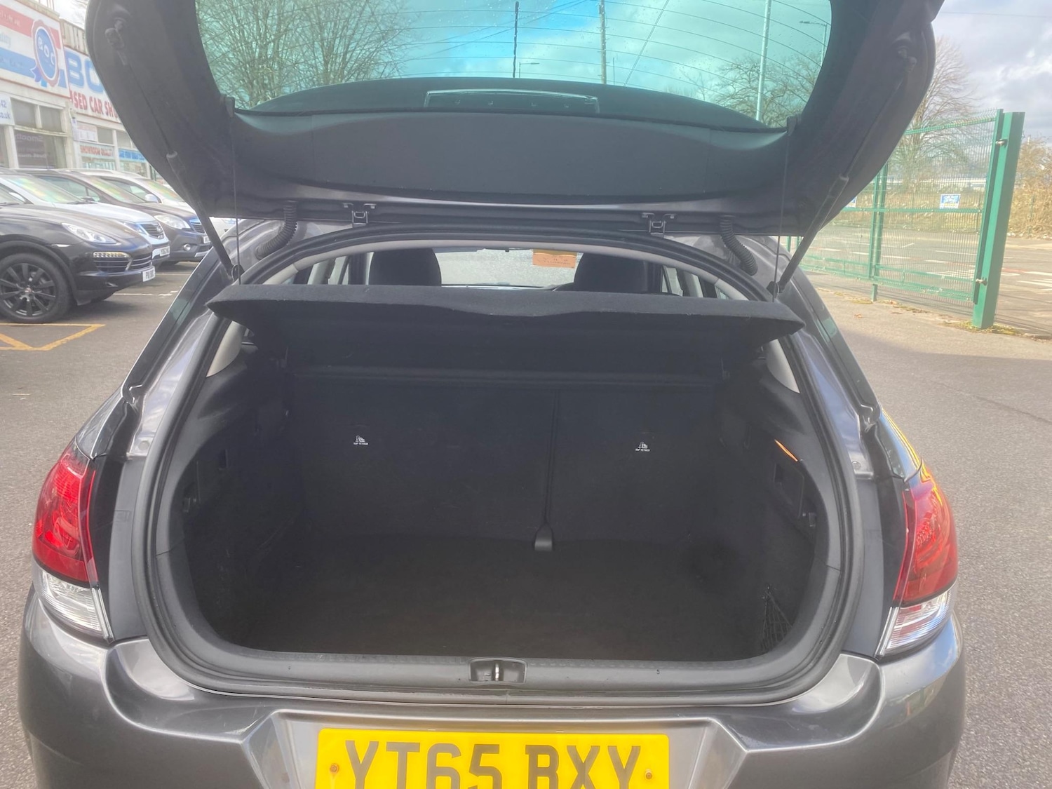 Used Citroen C4 2015 for sale - 76991106: Photo 34