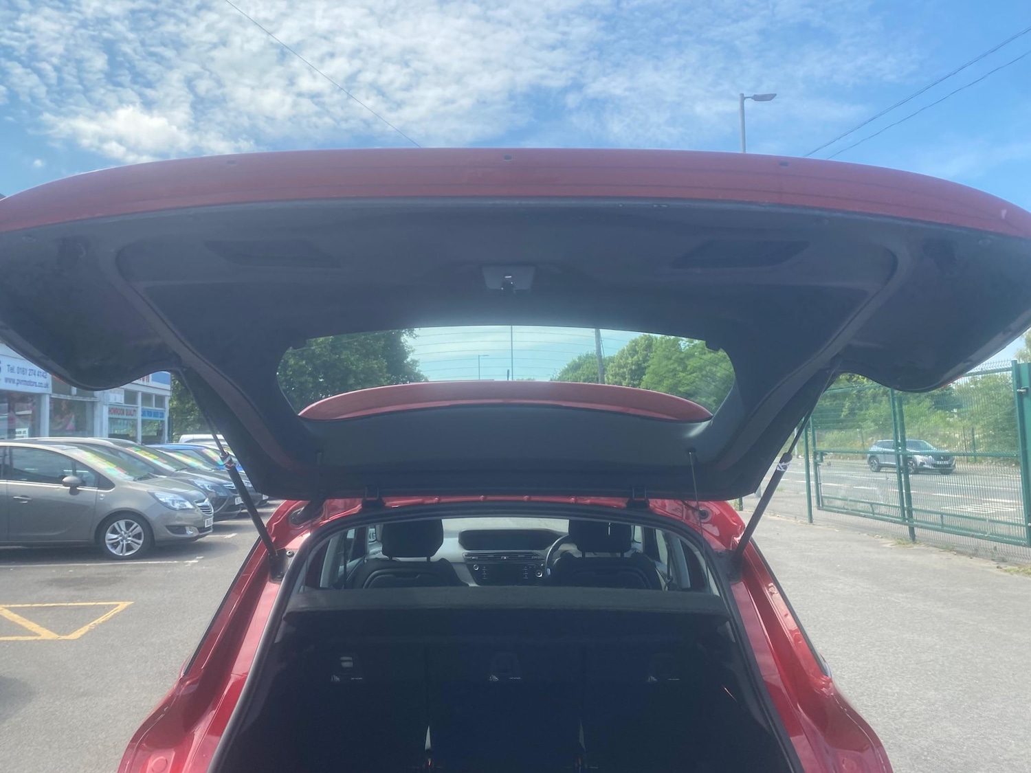 Used Citroen C4 Picasso 2016 for sale - 76993920: Photo 39