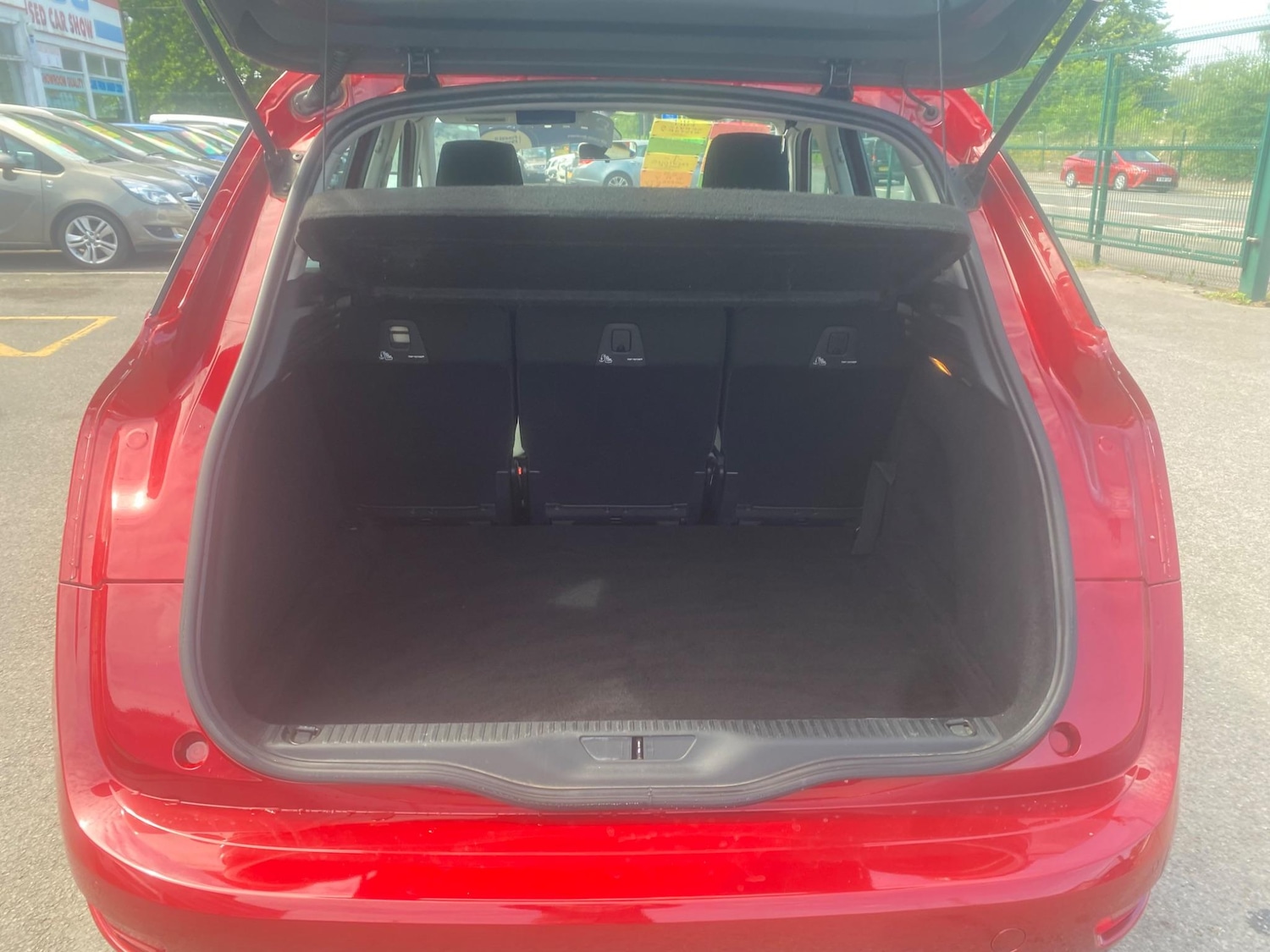 Used Citroen C4 Picasso 2016 for sale - 76993920: Photo 41