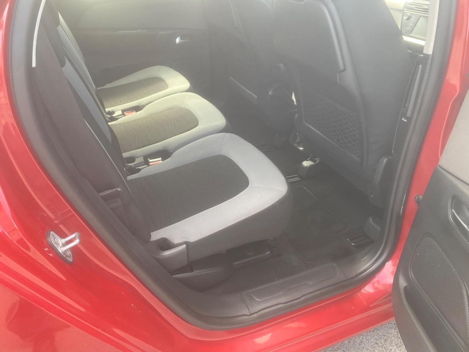 Used Citroen C4 Picasso 2016 for sale - 76993920: Photo 53