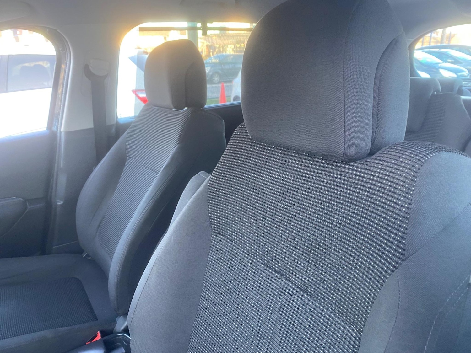 Used Peugeot 5008 2015 for sale - 76993984: Photo 17