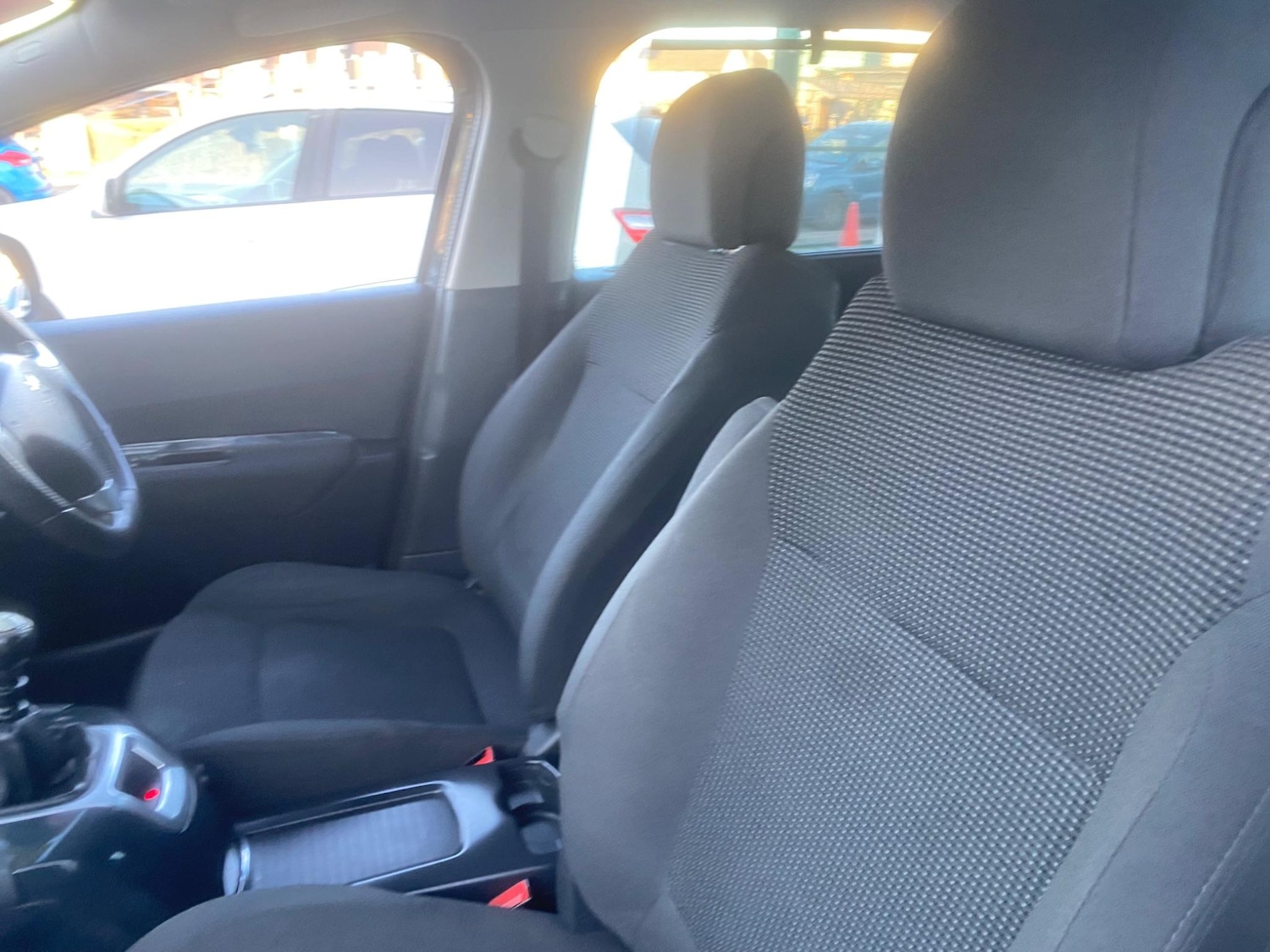 Used Peugeot 5008 2015 for sale - 76993984: Photo 22