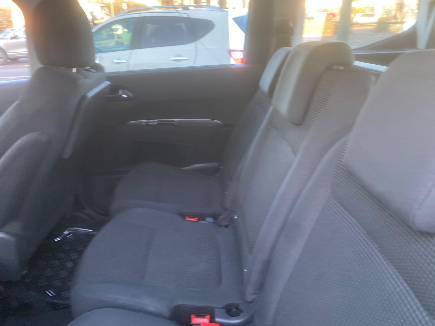 Used Peugeot 5008 2015 for sale - 76993984: Photo 26