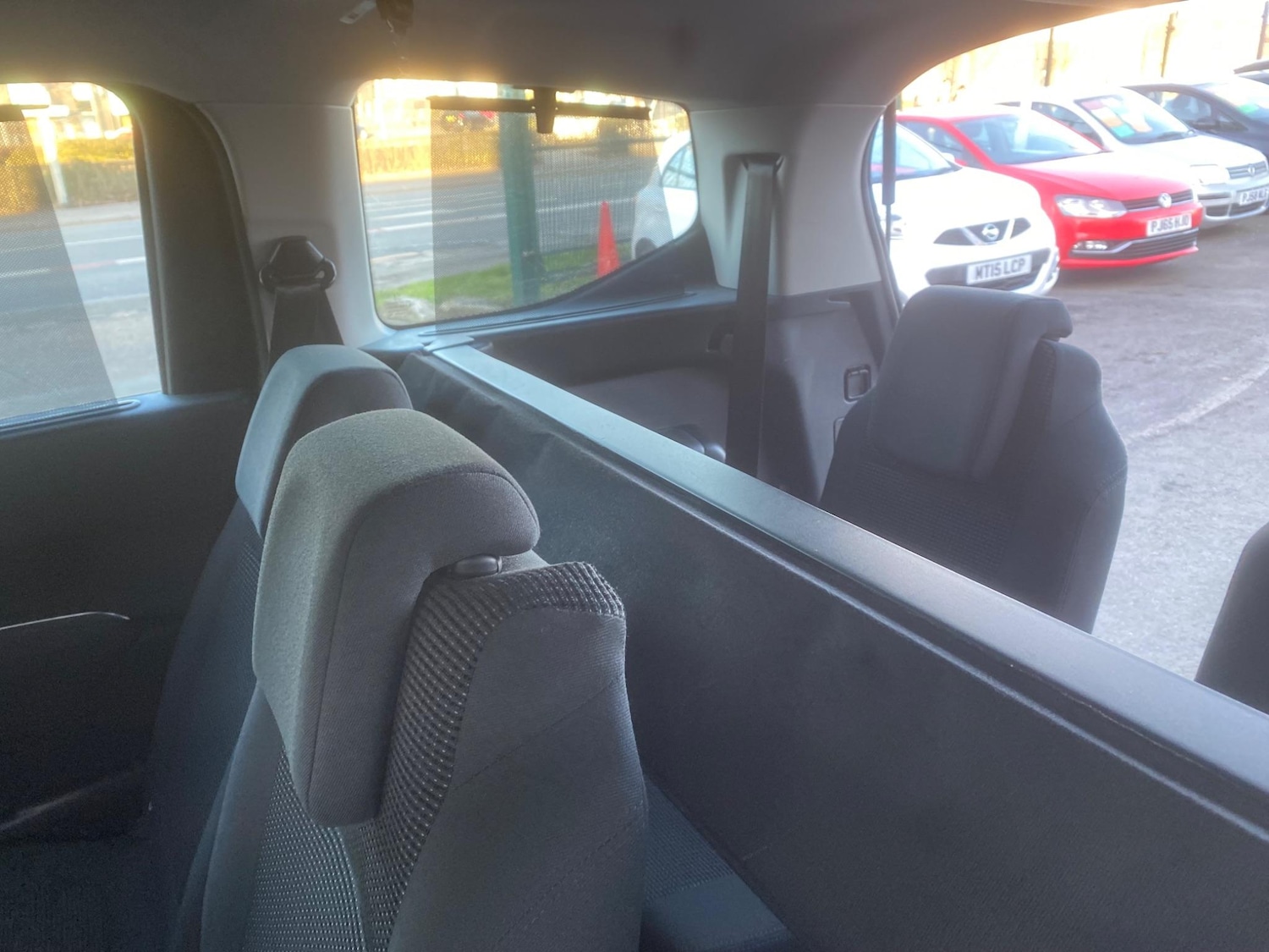 Used Peugeot 5008 2015 for sale - 76993984: Photo 30