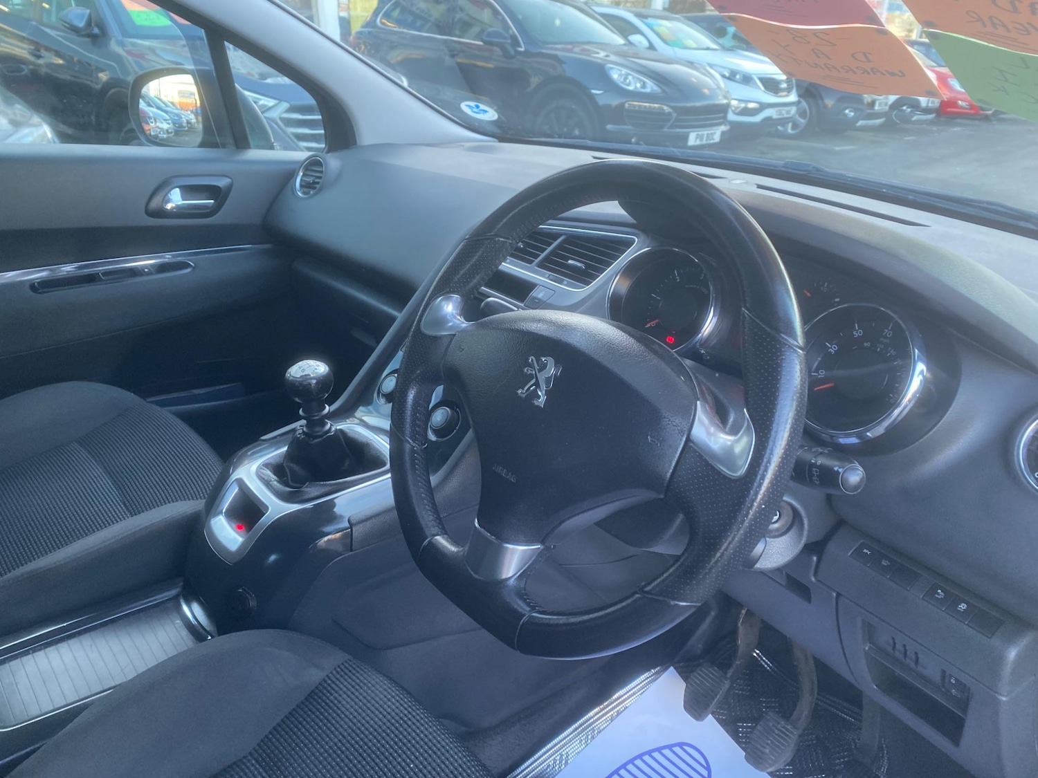 Used Peugeot 5008 2015 for sale - 76993984: Photo 67