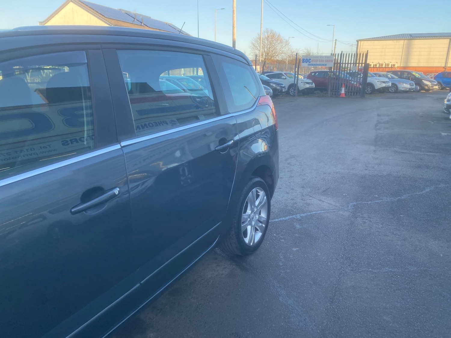 Used Peugeot 5008 2015 for sale - 76993984: Photo 76