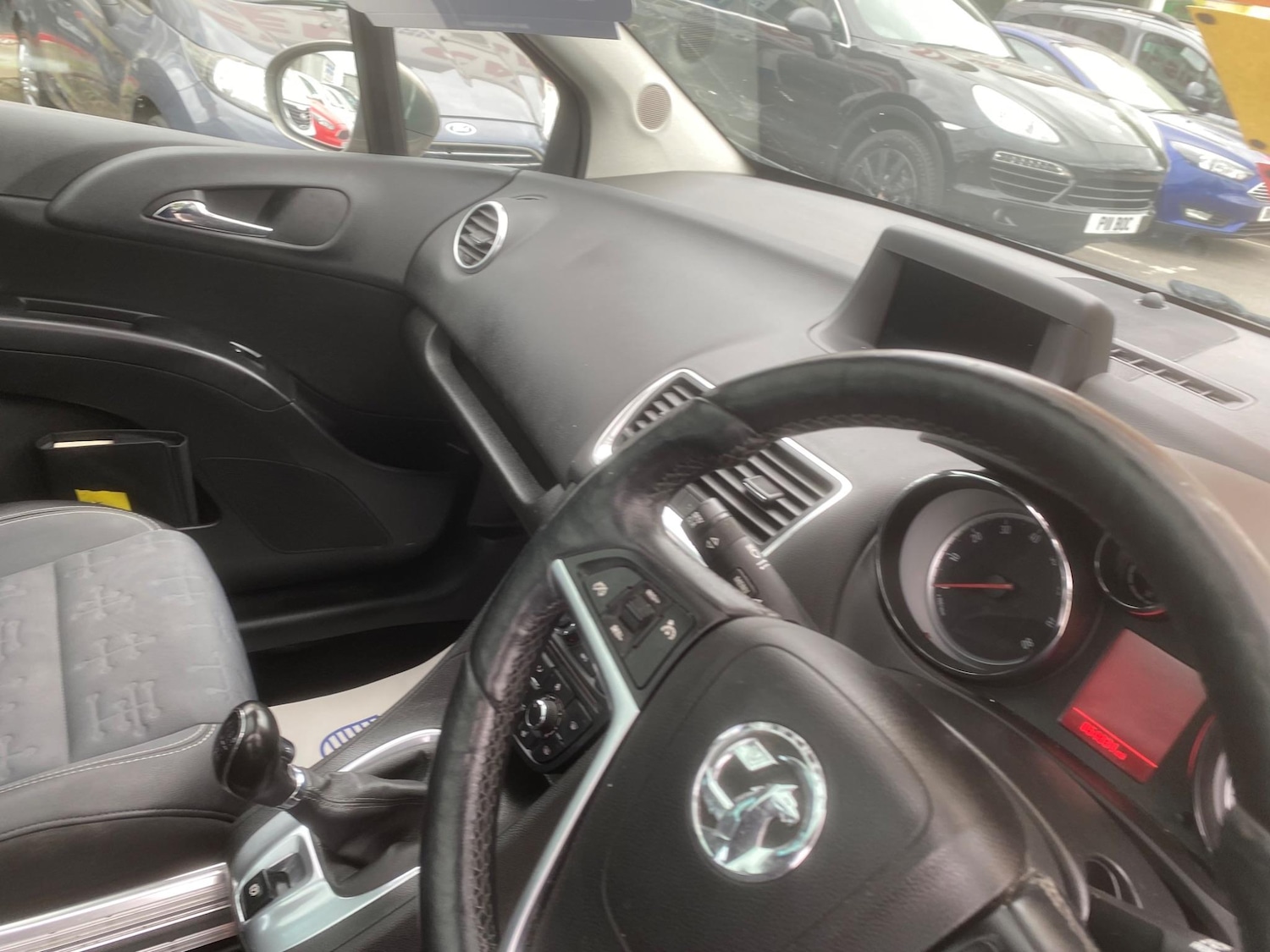 Used Vauxhall Meriva 2015 for sale - 76990626: Photo 54