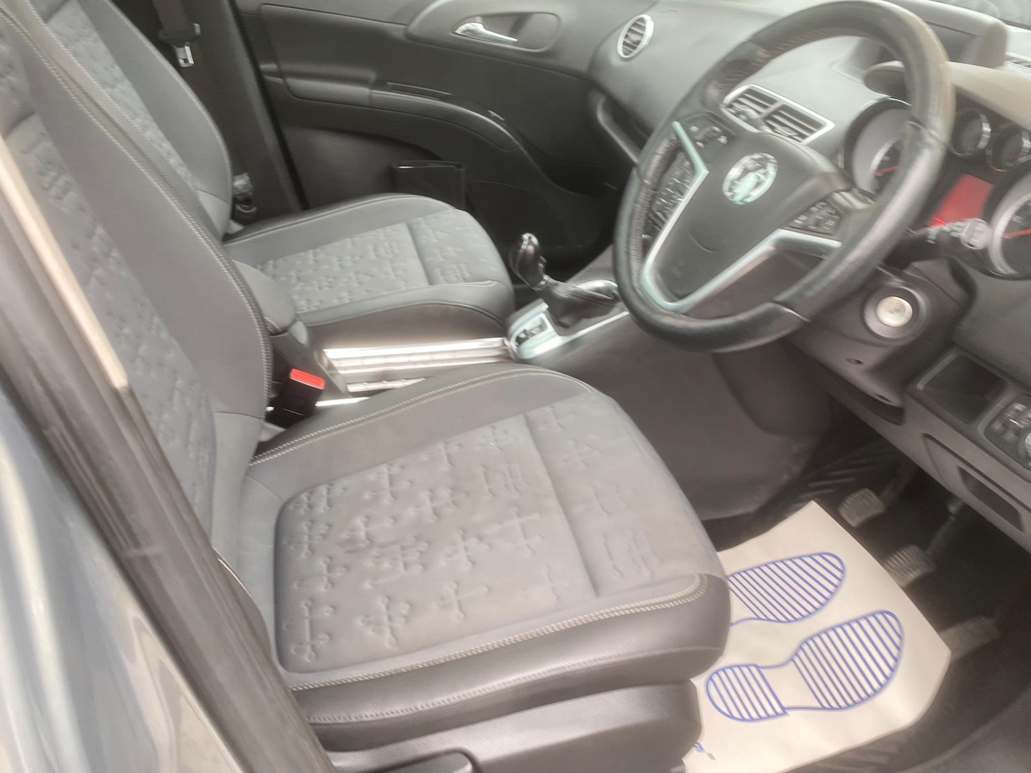 Used Vauxhall Meriva 2015 for sale - 76990626: Photo 60