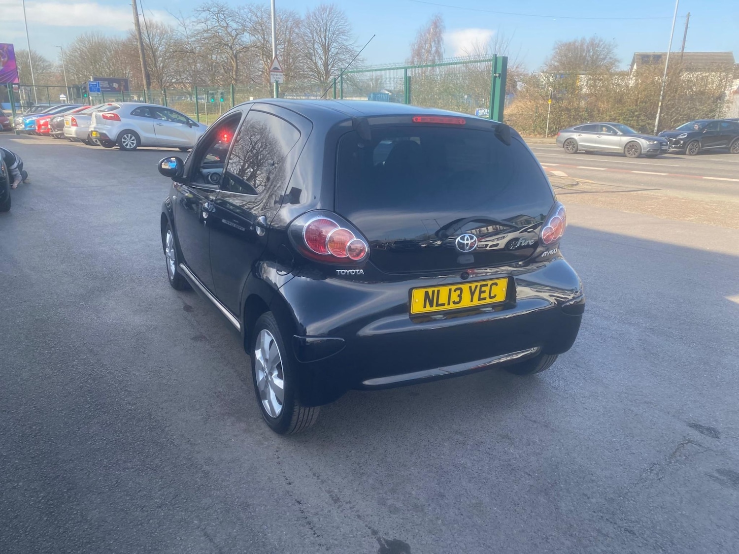 Used Toyota AYGO 2013 for sale - 76550488: Photo 16