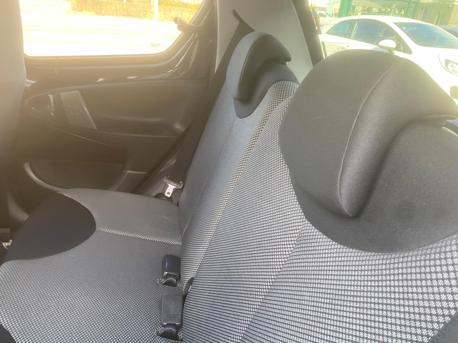 Used Toyota AYGO 2013 for sale - 76550488: Photo 28