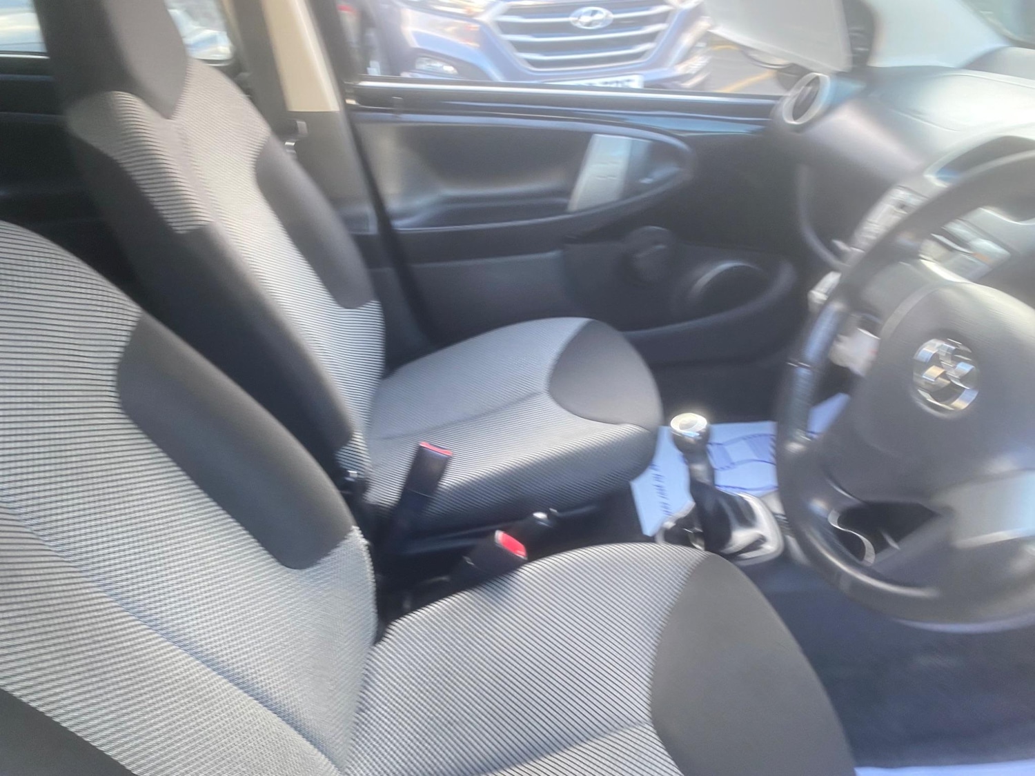 Used Toyota AYGO 2013 for sale - 76550488: Photo 66