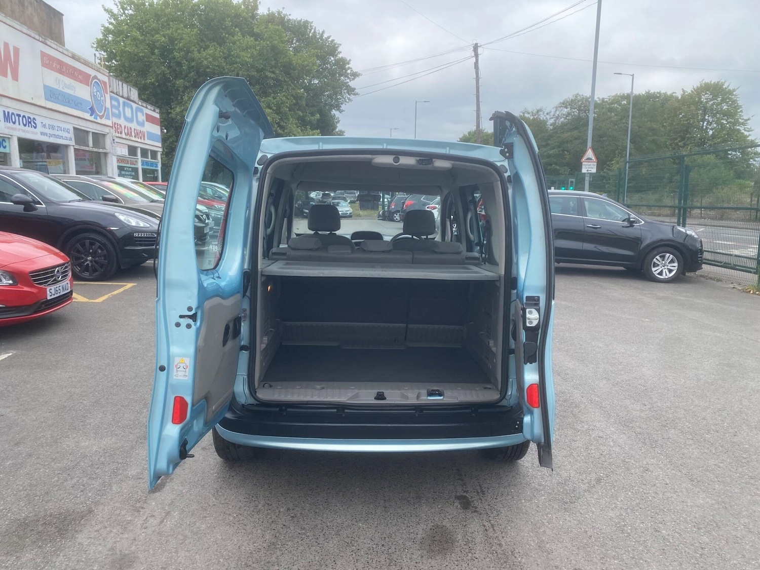 Used Renault Kangoo 2010 for sale - 76987819: Photo 35