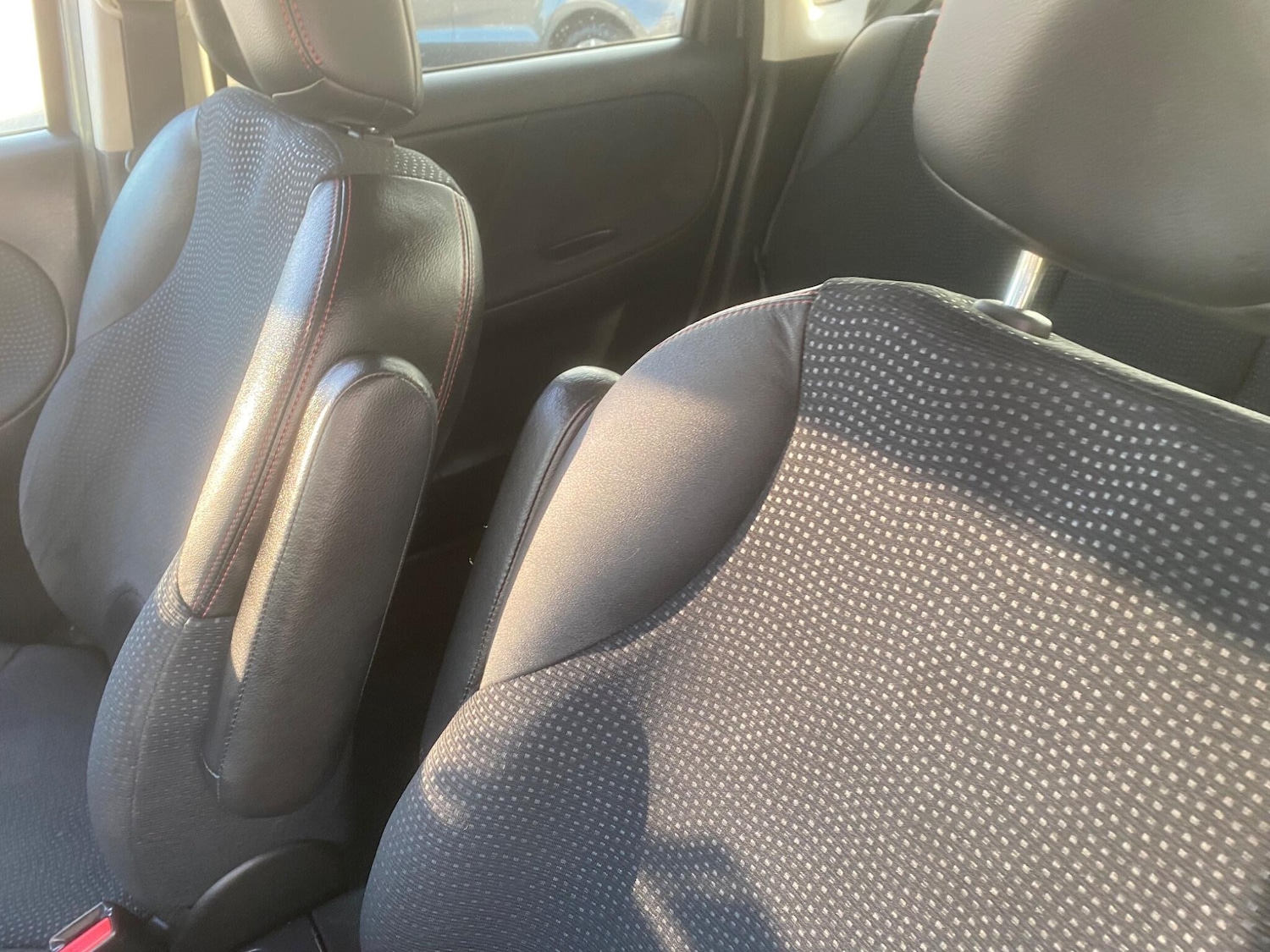 Used Nissan Note 2011 for sale - 76549557: Photo 18