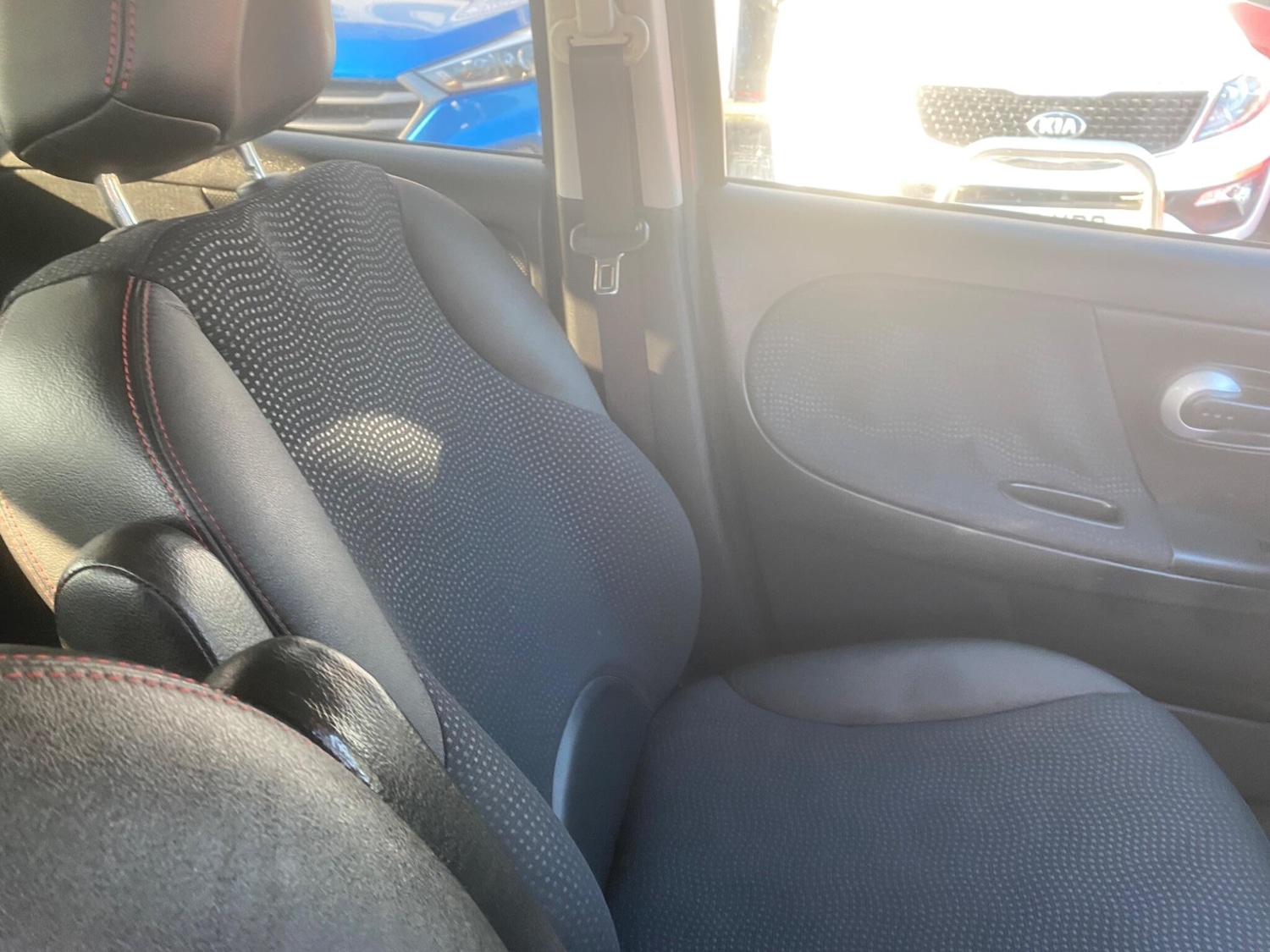 Used Nissan Note 2011 for sale - 76549557: Photo 64