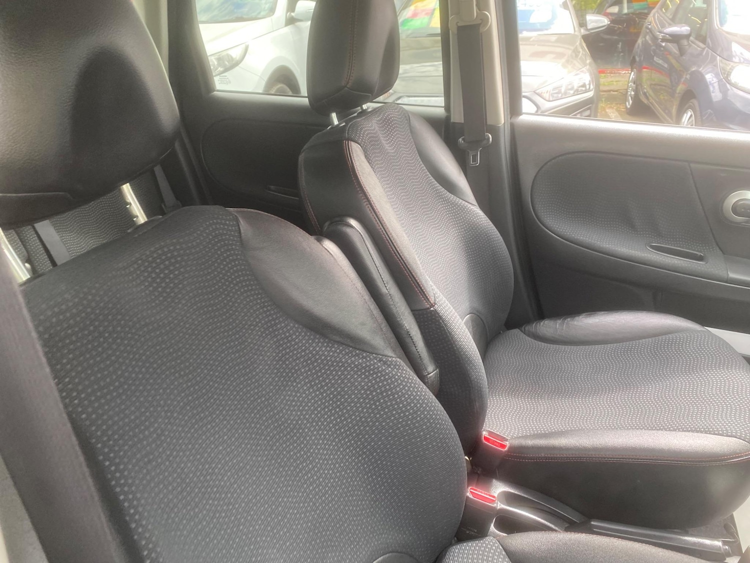 Used Nissan Note 2010 for sale - 76549292: Photo 65