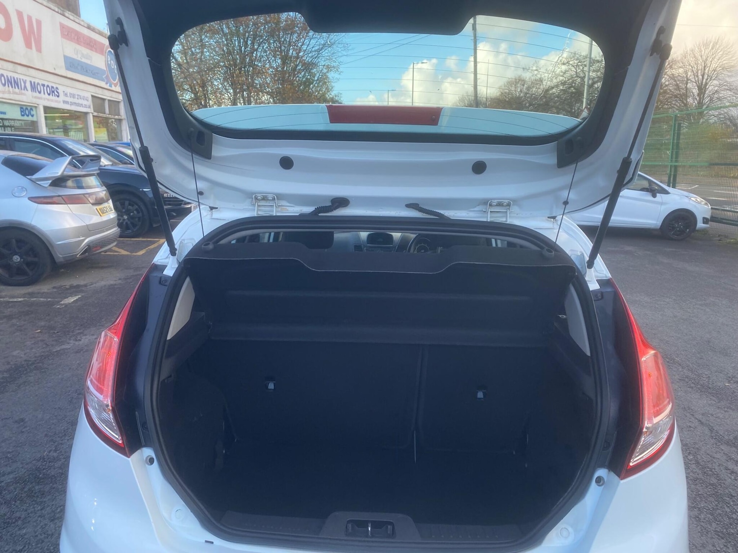 Used Ford Fiesta 2015 for sale - 76549758: Photo 32