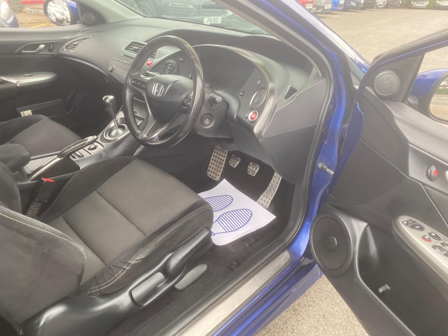 Used Honda Civic 2011 for sale - 76549084: Photo 62