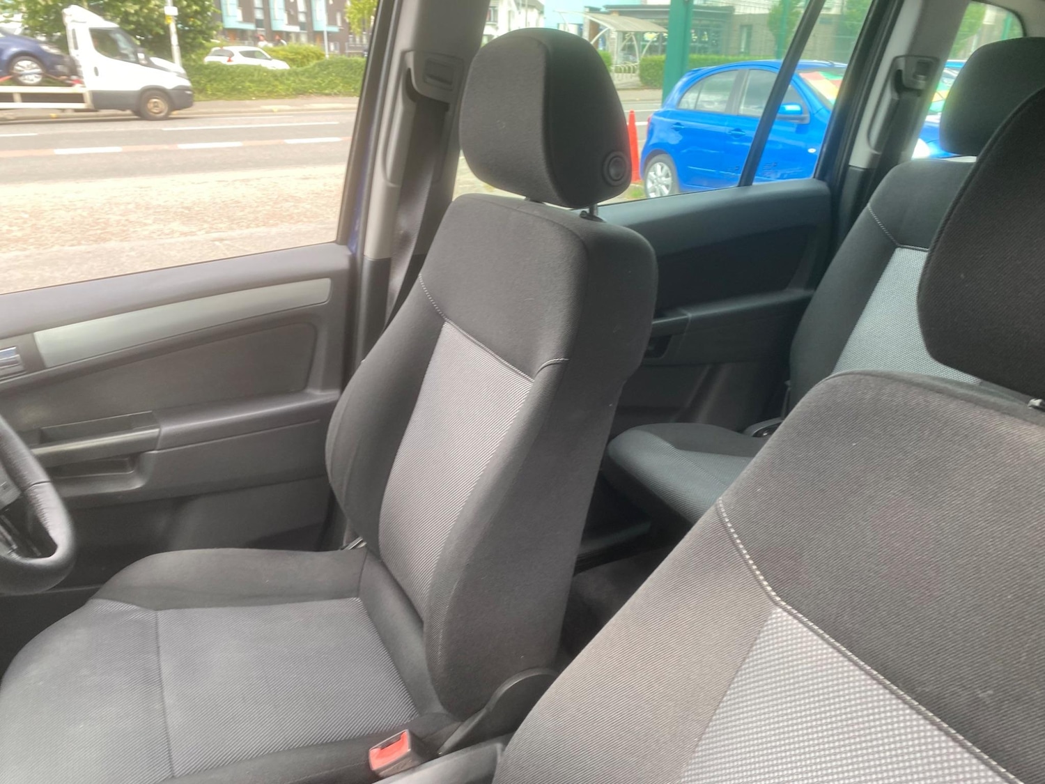 Used Vauxhall Zafira for sale - 76549408: Photo 17