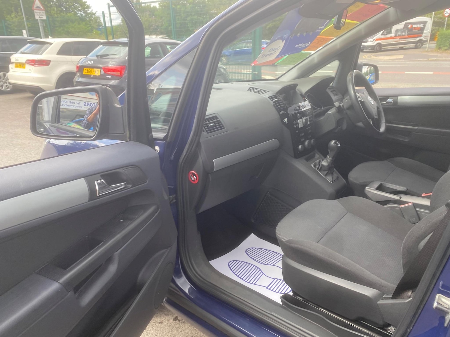 Used Vauxhall Zafira for sale - 76549408: Photo 22