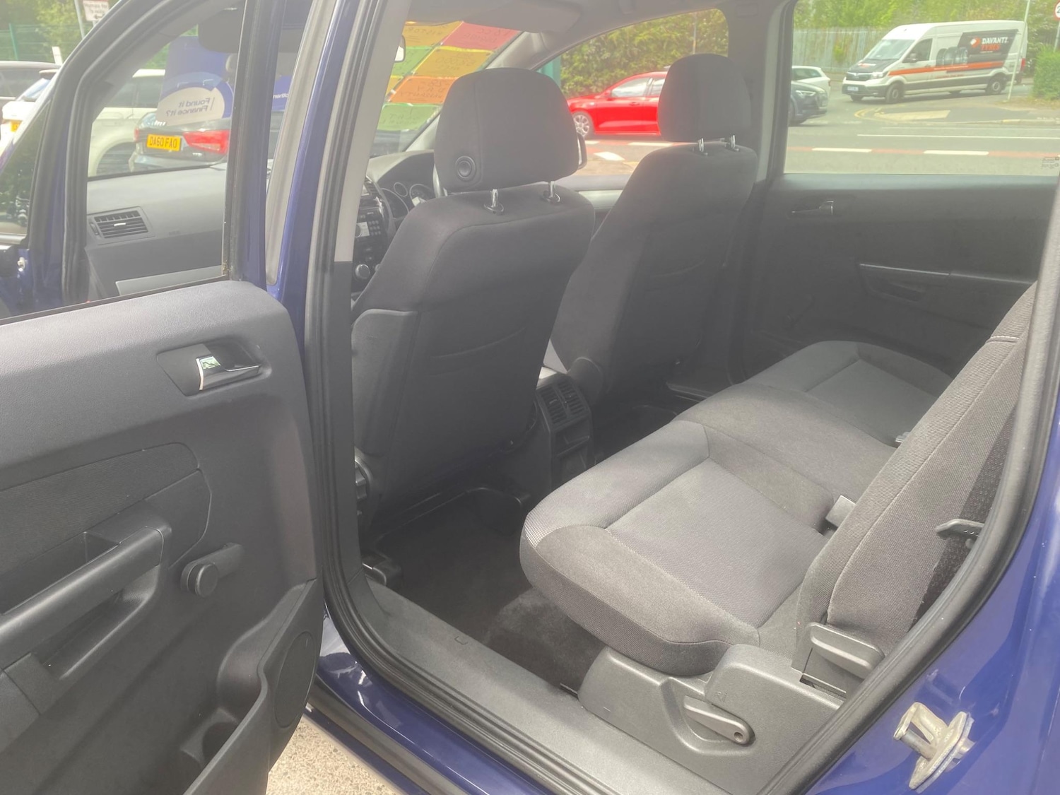 Used Vauxhall Zafira for sale - 76549408: Photo 24