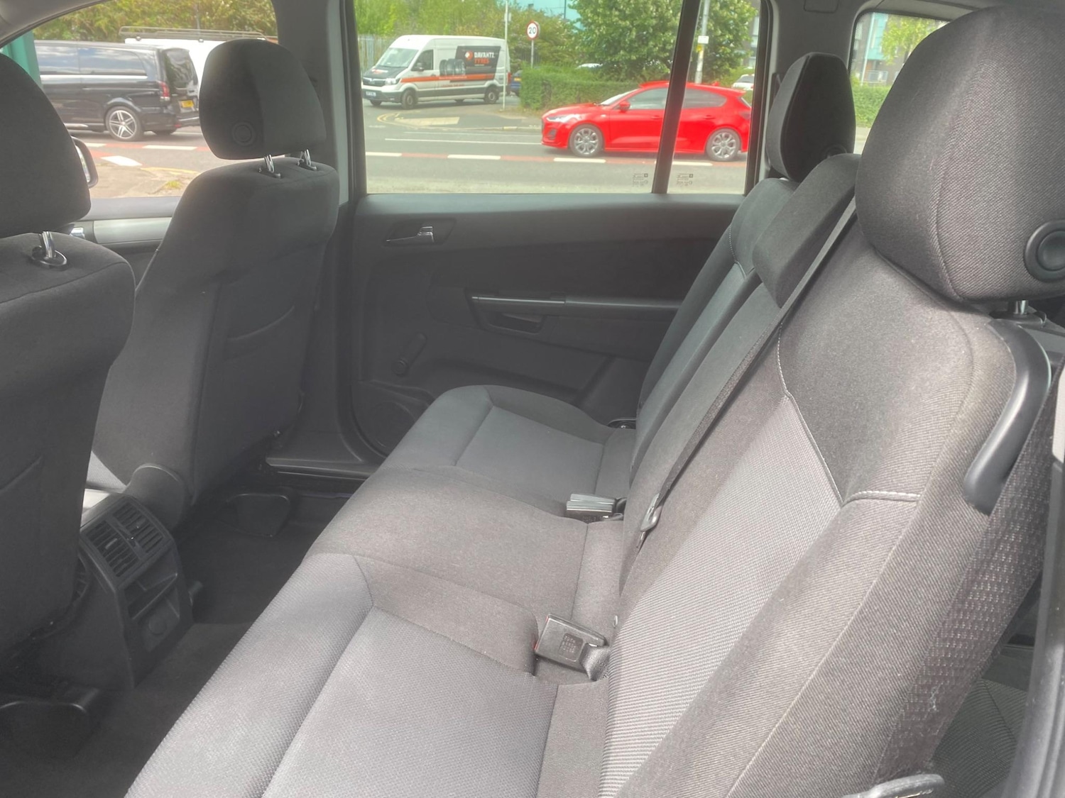 Used Vauxhall Zafira for sale - 76549408: Photo 26