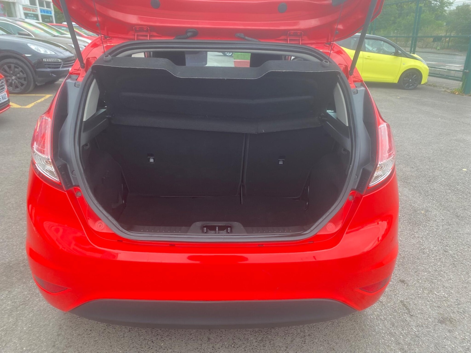 Used Ford Fiesta 2014 for sale - 76549206: Photo 42