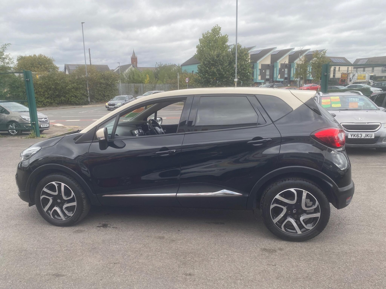 Used Renault Captur 2014 for sale - 76549356: Photo 17