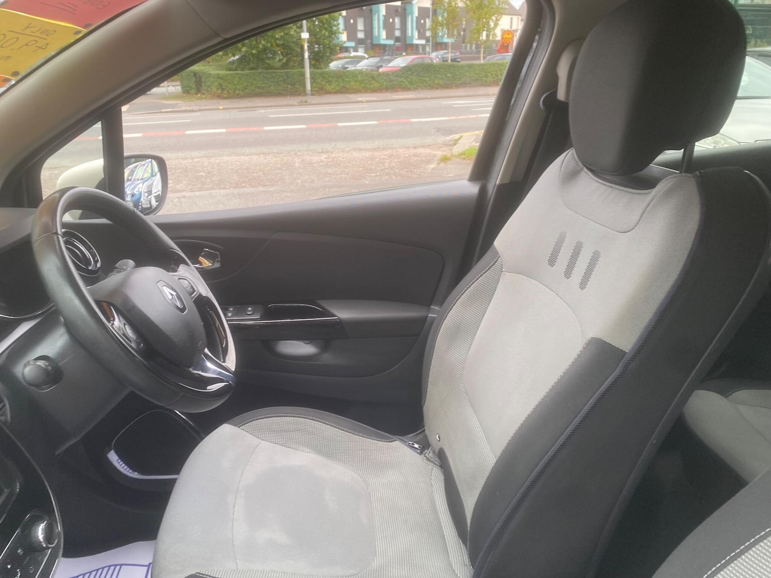 Used Renault Captur 2014 for sale - 76549356: Photo 20