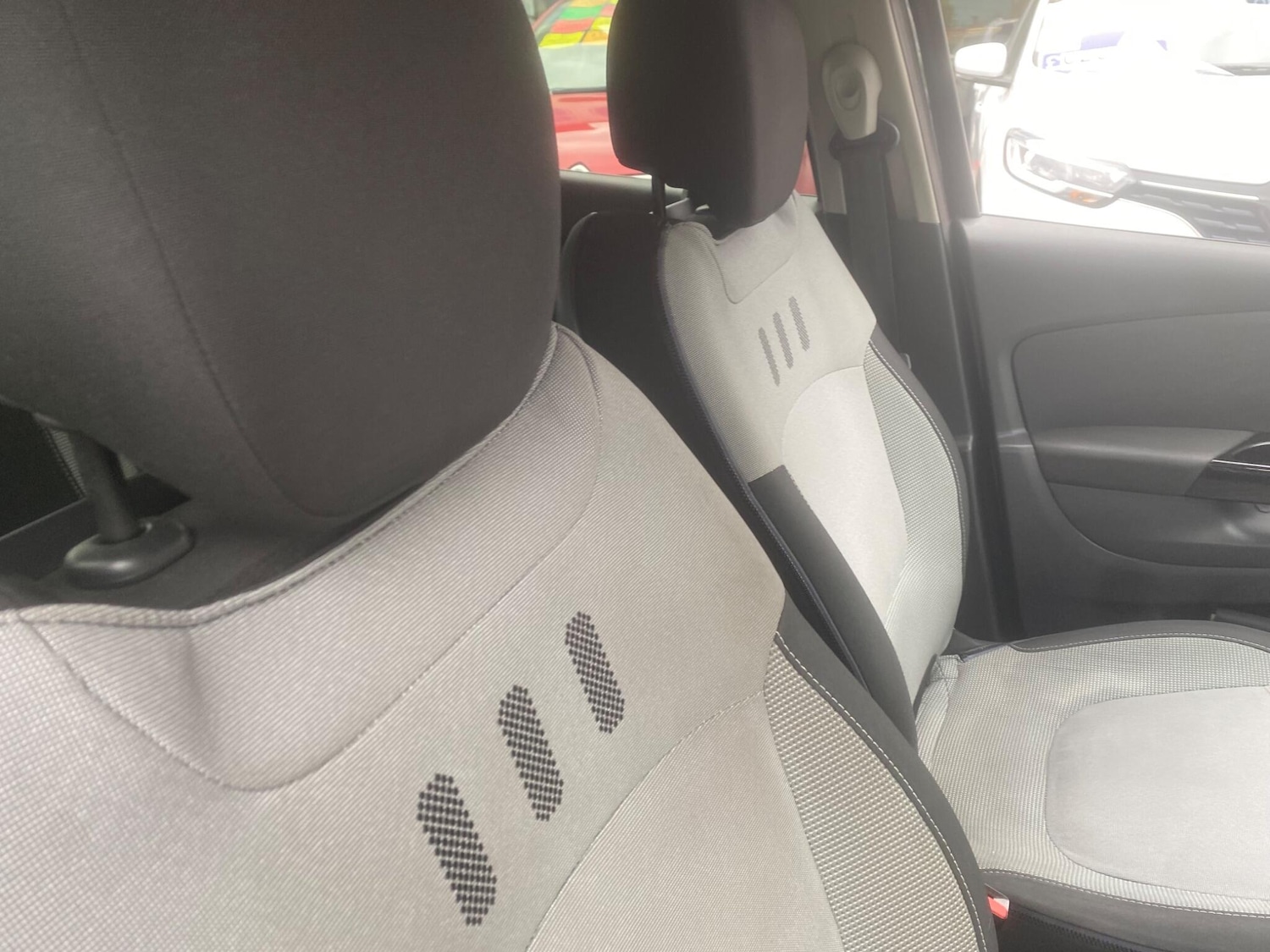 Used Renault Captur 2014 for sale - 76549356: Photo 57