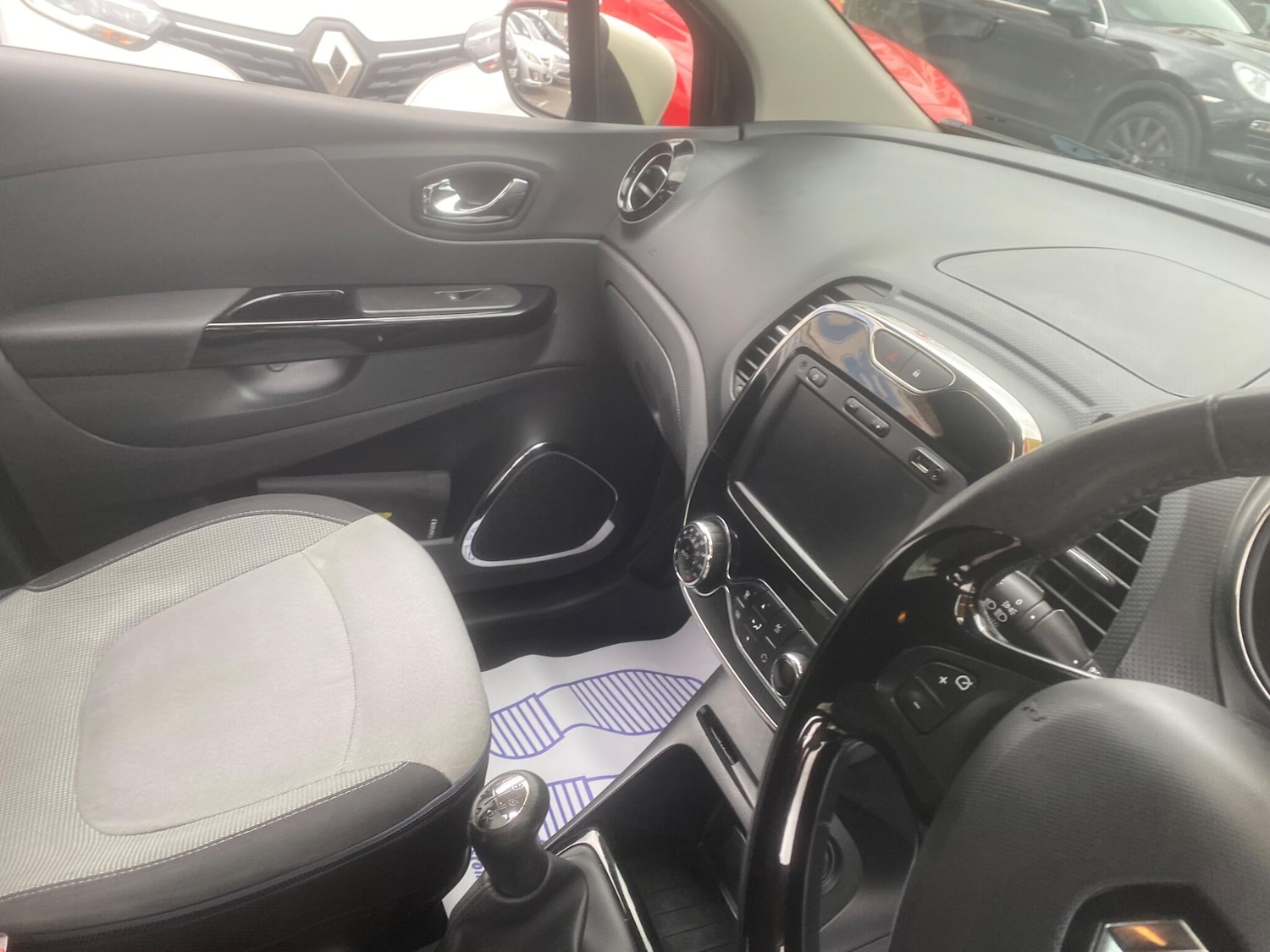 Used Renault Captur 2014 for sale - 76549356: Photo 58