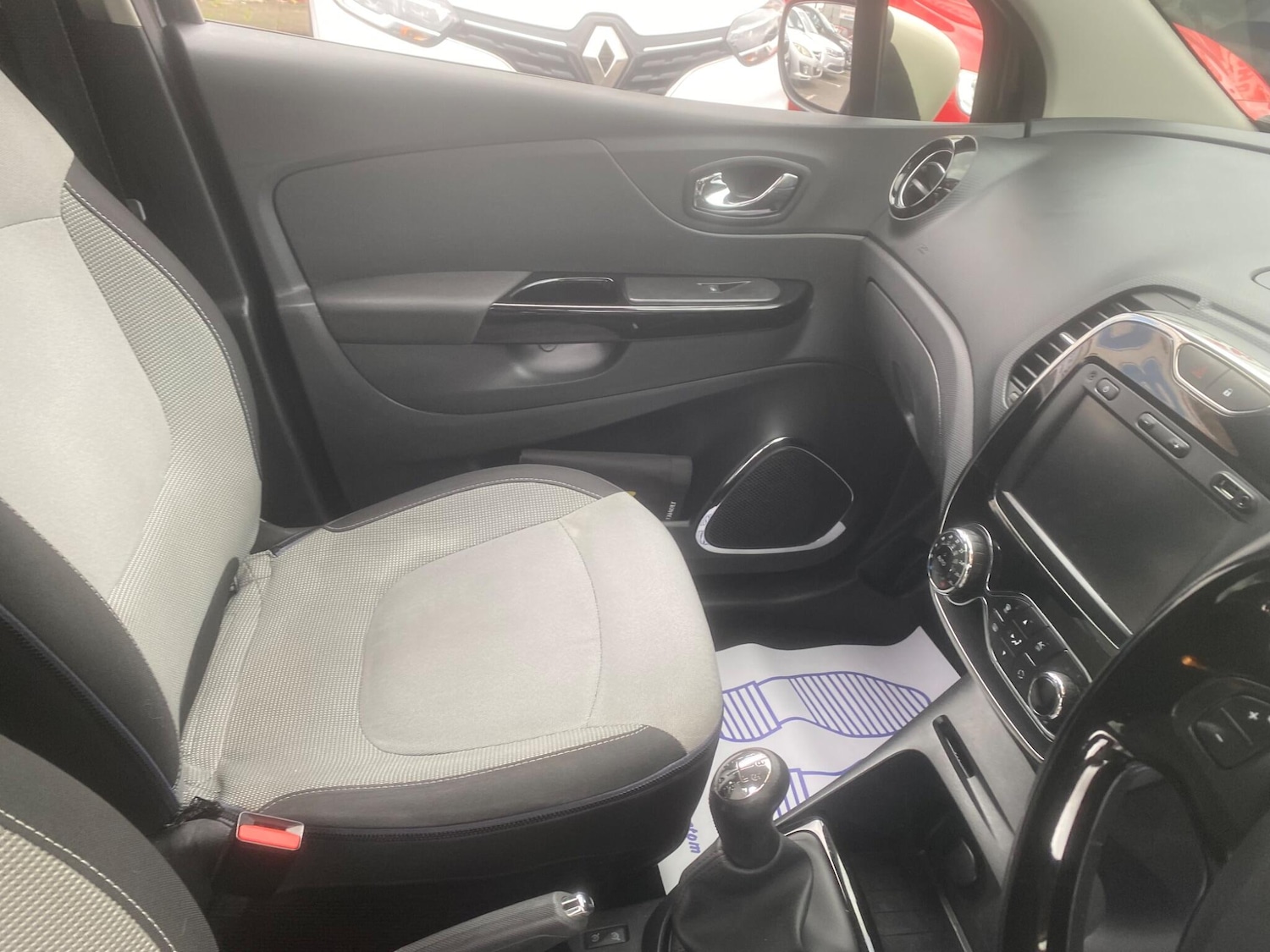 Used Renault Captur 2014 for sale - 76549356: Photo 59