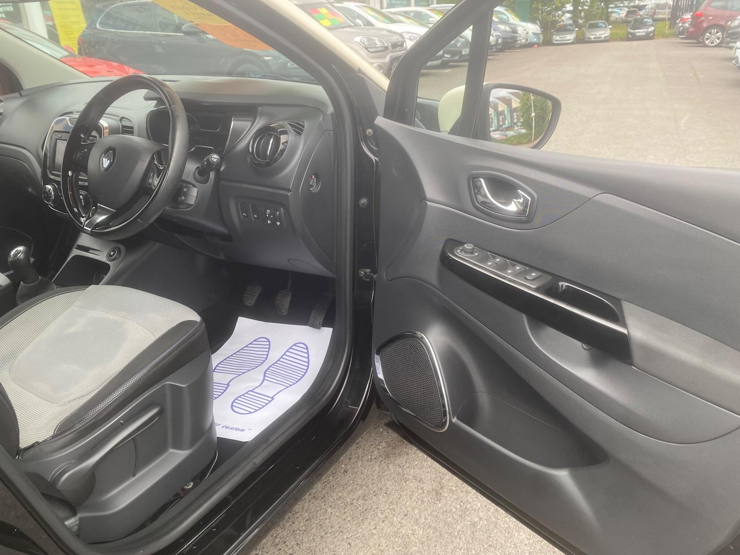 Used Renault Captur 2014 for sale - 76549356: Photo 67