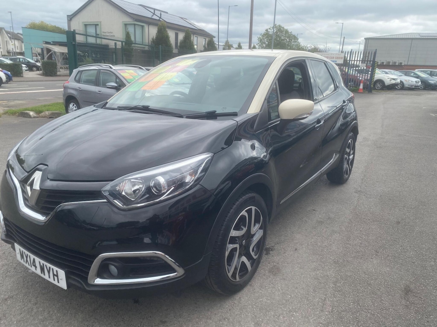 Used Renault Captur 2014 for sale - 76549356: Photo 77