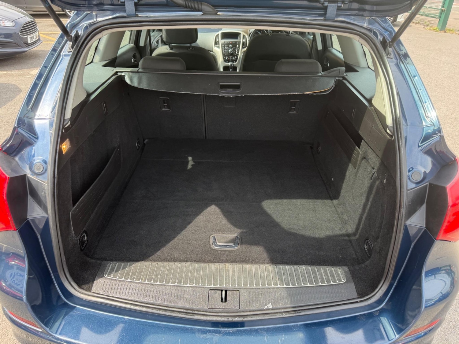 Used Vauxhall Astra 2011 for sale - 76551141: Photo 19