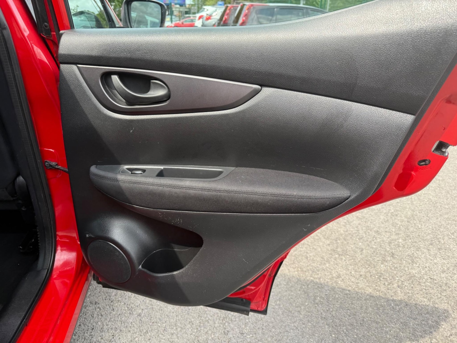 Used Nissan Qashqai 2017 for sale - 76551157: Photo 15