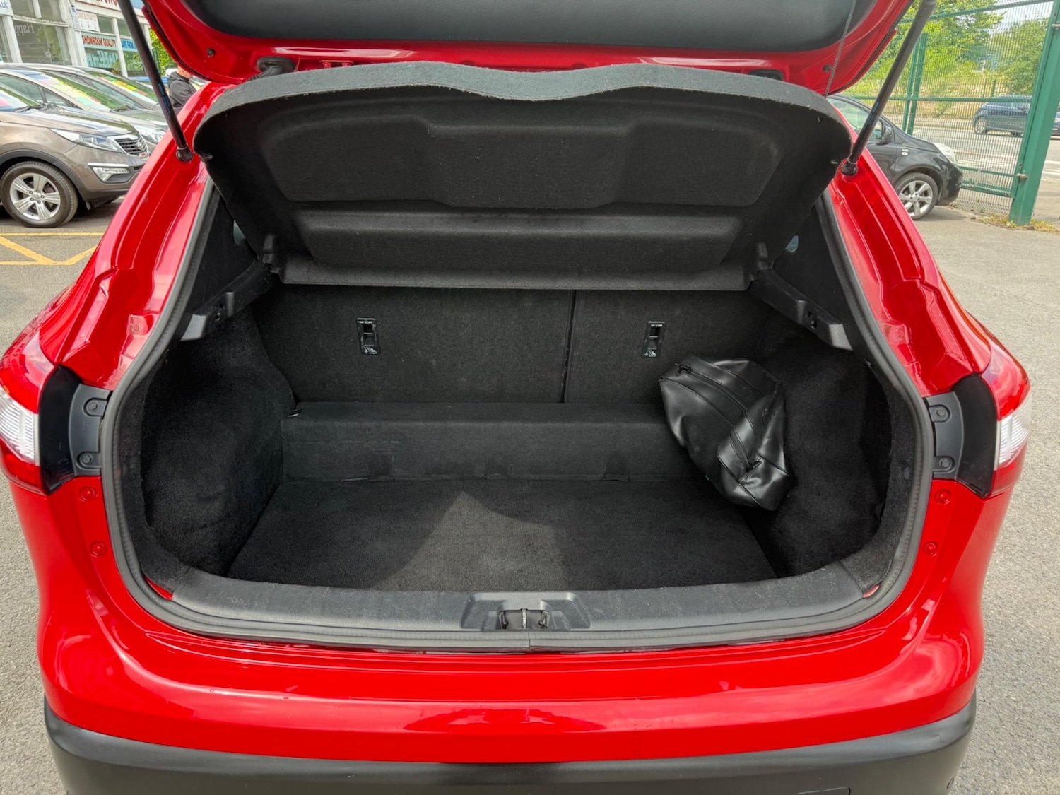 Used Nissan Qashqai 2017 for sale - 76551157: Photo 19