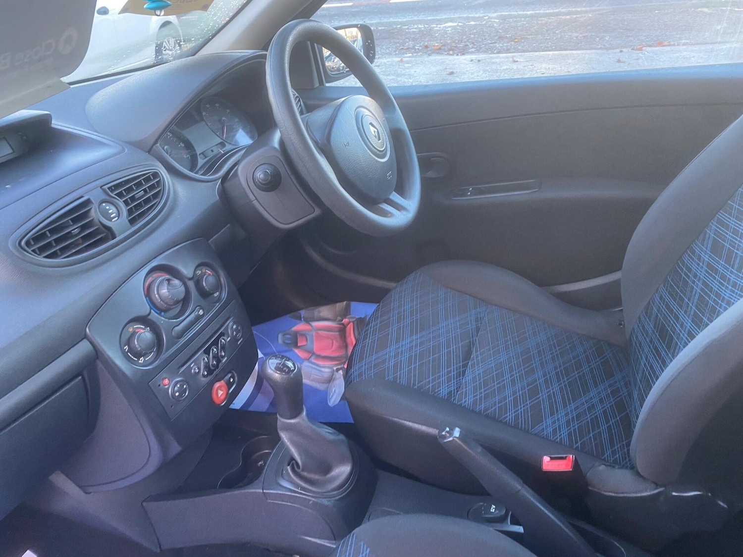 Used Renault Clio 2008 for sale - 76887393: Photo 19