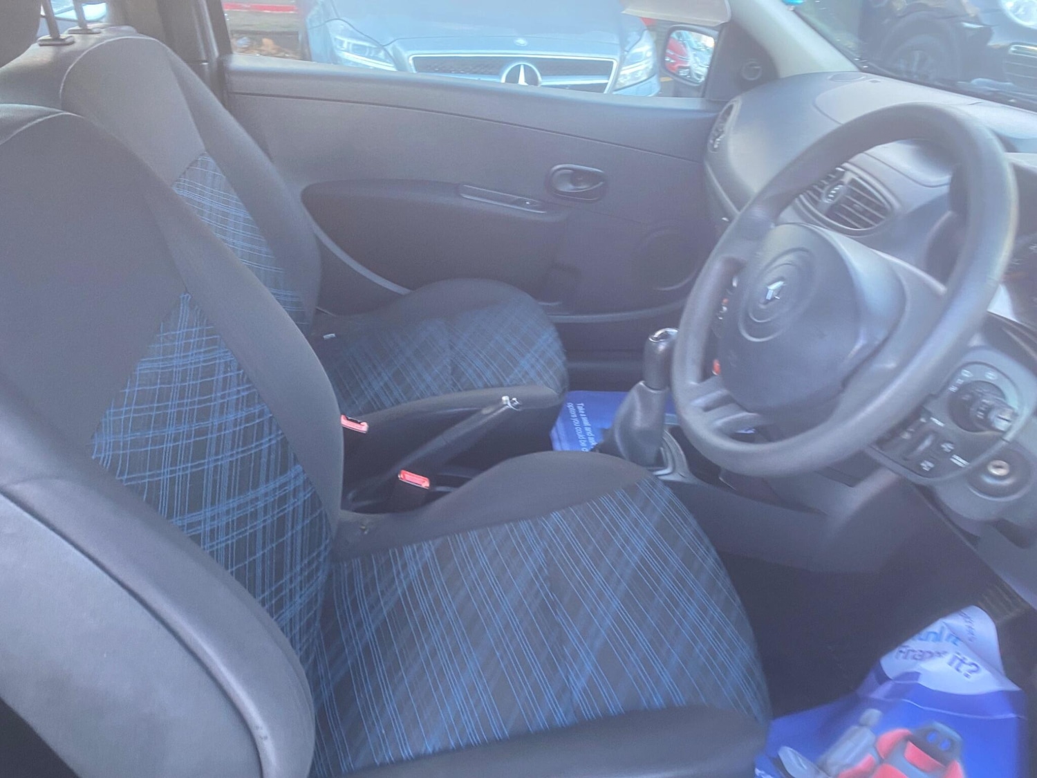 Used Renault Clio 2008 for sale - 76887393: Photo 27