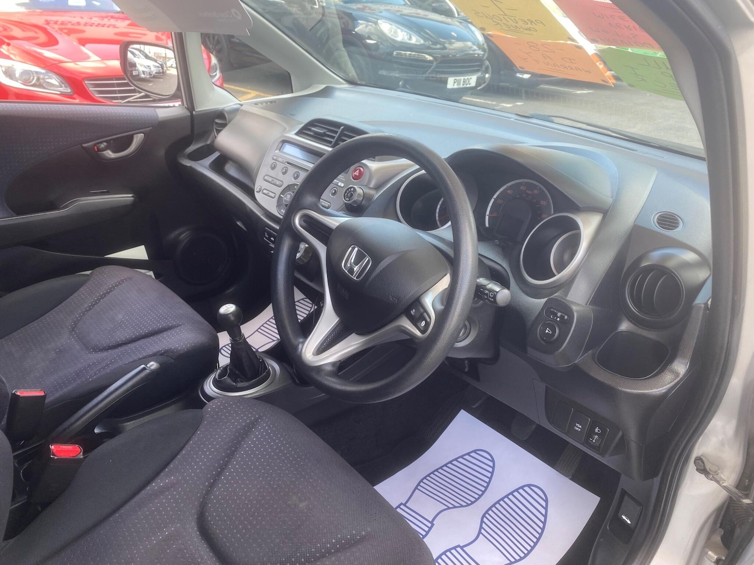 Used Honda Jazz 2010 for sale - 76549232: Photo 67