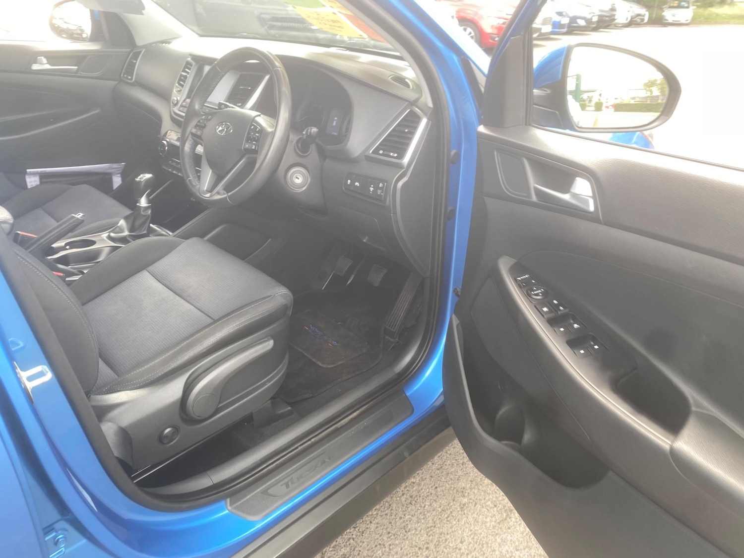 Used Hyundai TUCSON 2017 for sale - 76550590: Photo 77