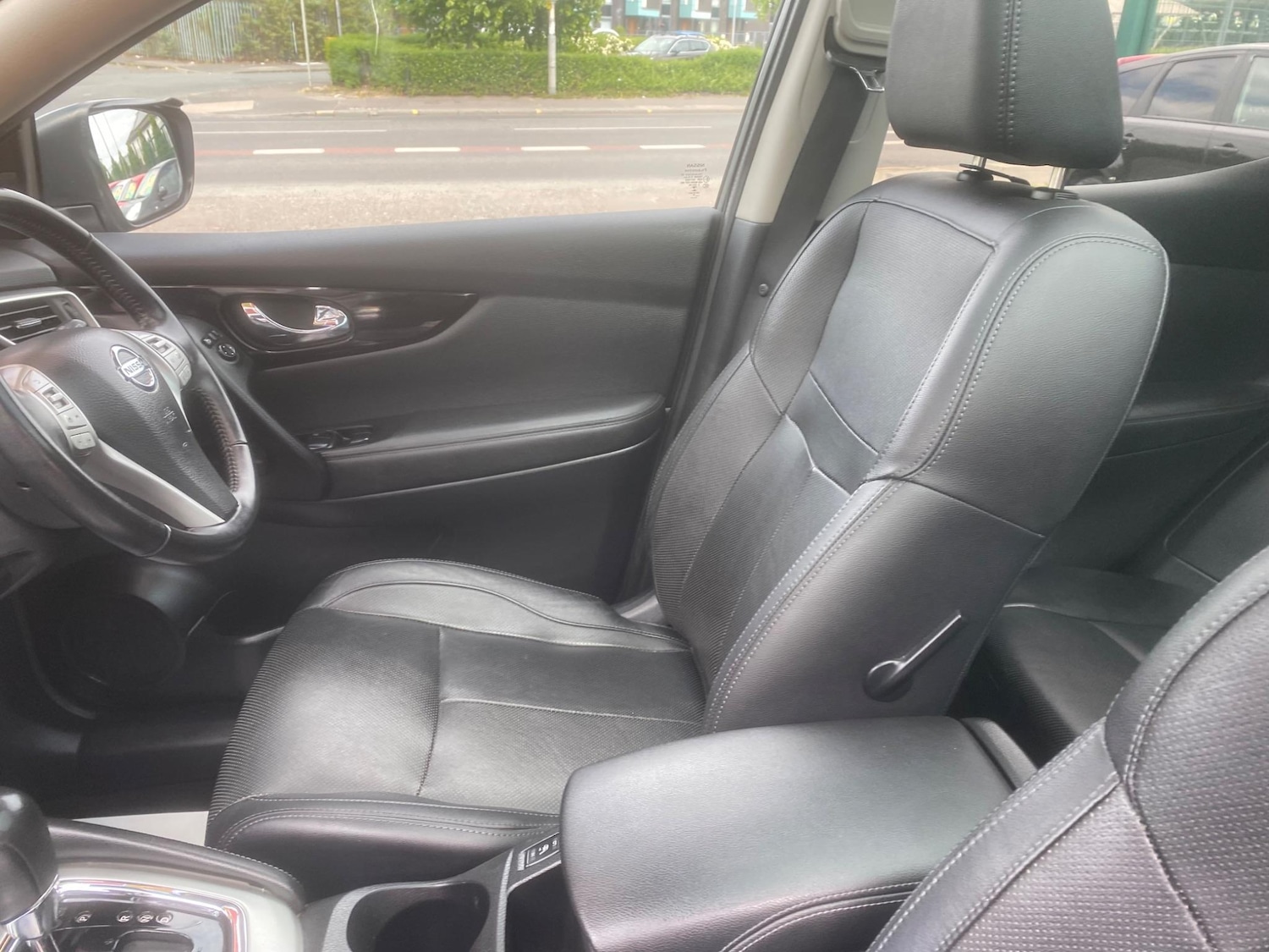 Used Nissan Qashqai 2016 for sale - 76550472: Photo 14